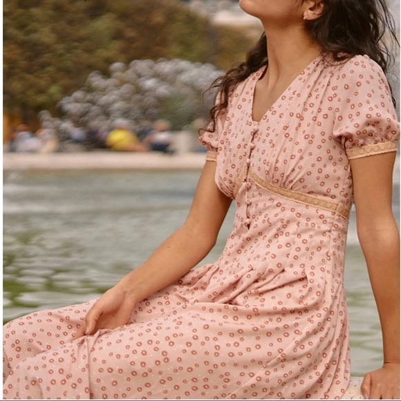 Pink Rose Spring/Summer Tea Dress - Picture 2 of 3